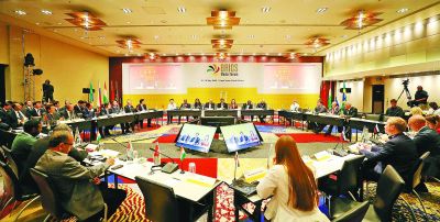 “我们希望从中国的经验中寻找启示”