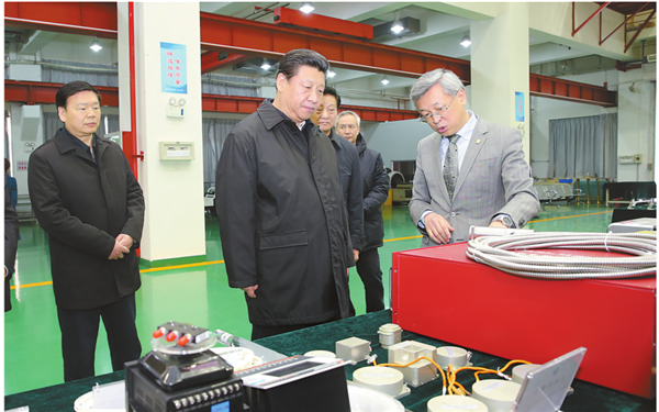 2015年2月15日,习近平总书记来到中科院西安光学精密机械研究所视察。.png 2015年2月15日,习近平总书记来到中科院西安光学精密机械研究所视察。.png
